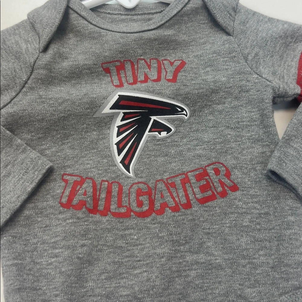Wear By Erin Andrews gray baby